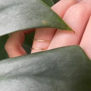 La bague mini en Or recyclé