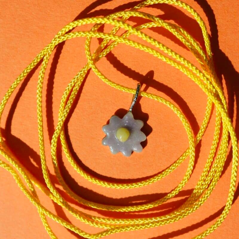 Sautoir GRIGRI sur cordon